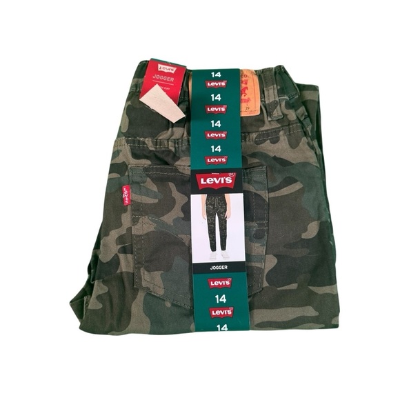 LEVIS Jeans Camo  Stretch Boy's Twill Jogger Green Camouflage Size 14 NWT New! - Picture 1 of 4